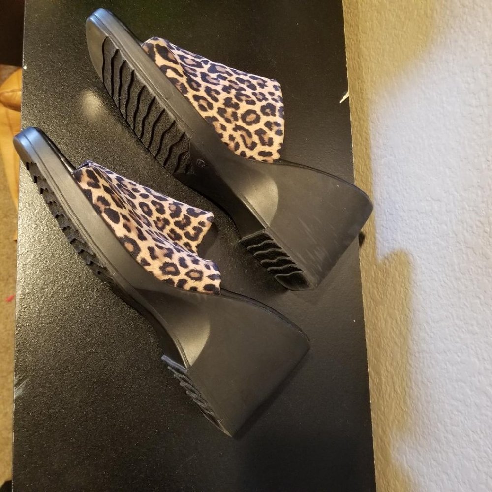 Womens Andiamo Leopard Sandal High Heel Shoe Size 10 Leopard Print Sandal - Picture 6 of 8